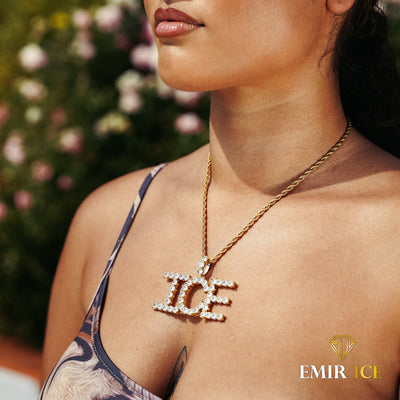 COLLIER LETTRE DIAMANT PERSONNALISÉ FEMME OR JAUNE - Emirice.com