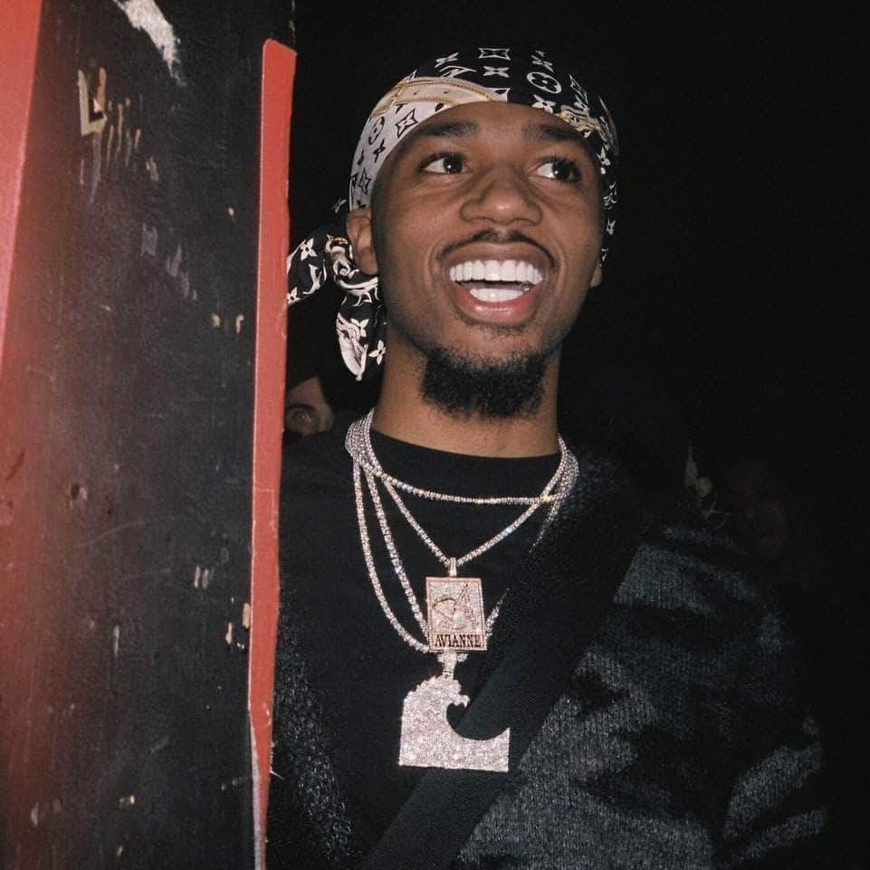 Metro Boomin montre sa collection de bijoux de folie