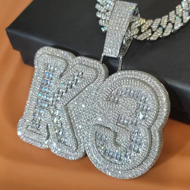 Collier Prénom Grosse Lettre Diamant Baguette Pendentif Personnalisé