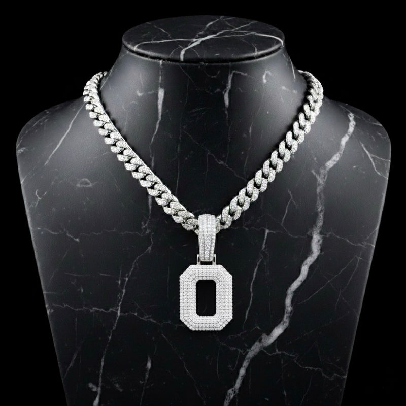 Pendentif lettre O diamant moissanite