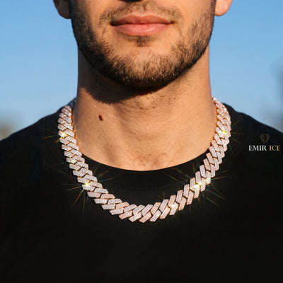Chaîne Cubaine 3 Rangs 18 mm diamant naturel Homme - porté par un homme - Emir ICE