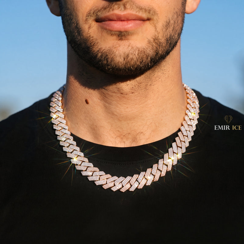 Chaîne Cubaine 3 Rangs 18 mm diamant naturel Homme - porté par un homme - Emir ICE