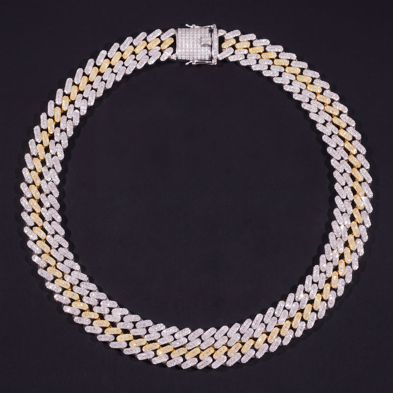 Chaîne Cubaine 3 Rangs 10 mm moissanite Femme - portée par une femme - Emir ICE