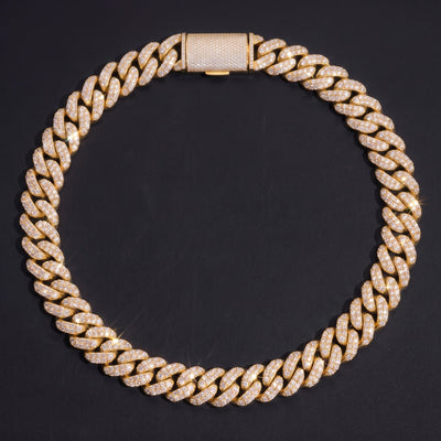 Chaîne Cubaine 3 Rangs Pierres Surélevées 18 mm moissanite Femme - produit seul - Emir ICE