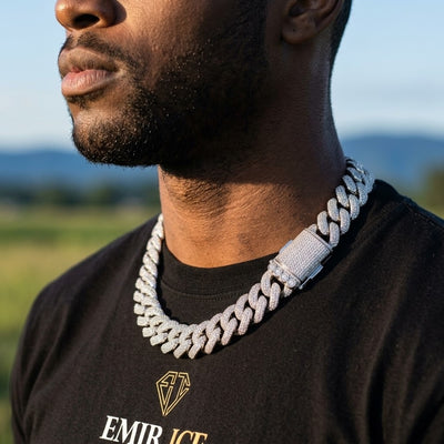 Chaîne Cubaine Miami 25 mm moissanite Homme - porté par un homme - Emir ICE