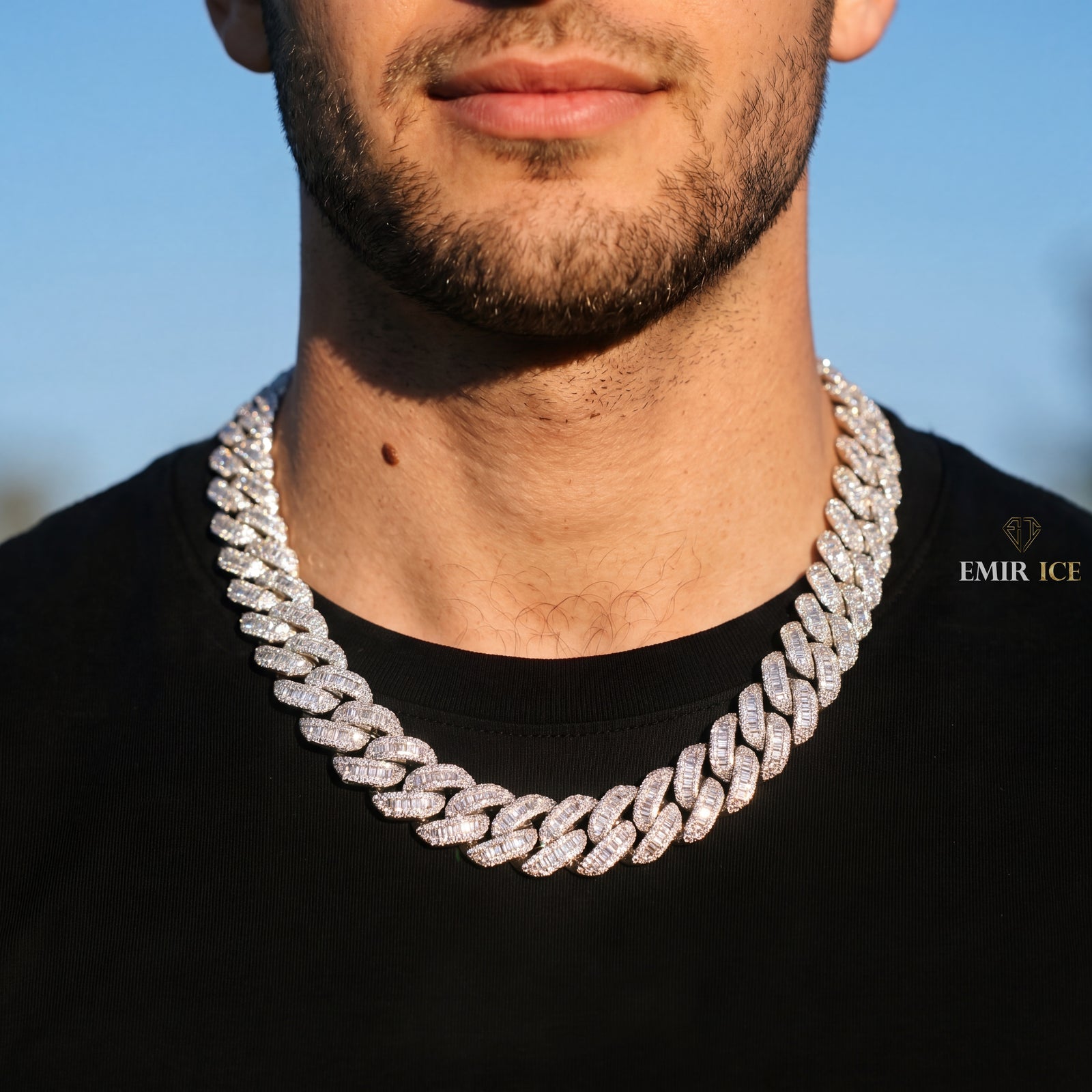 Chaîne Cubaine Mosaïque Baguette 20 mm moissanite Homme - porté par un homme - Emir ICE