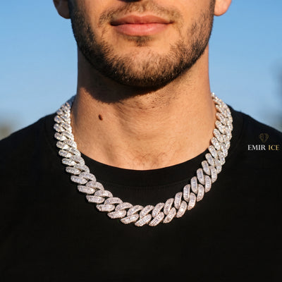 Chaîne Cubaine Mosaïque Baguette 20 mm moissanite Homme - porté par un homme - Emir ICE