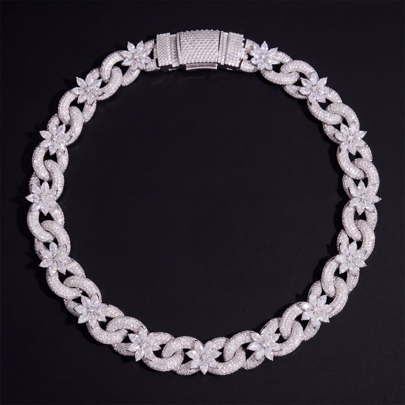 Chaîne Infinity Fleur 18 mm diamant de laboratoire Homme - porté par un homme - Emir ICE