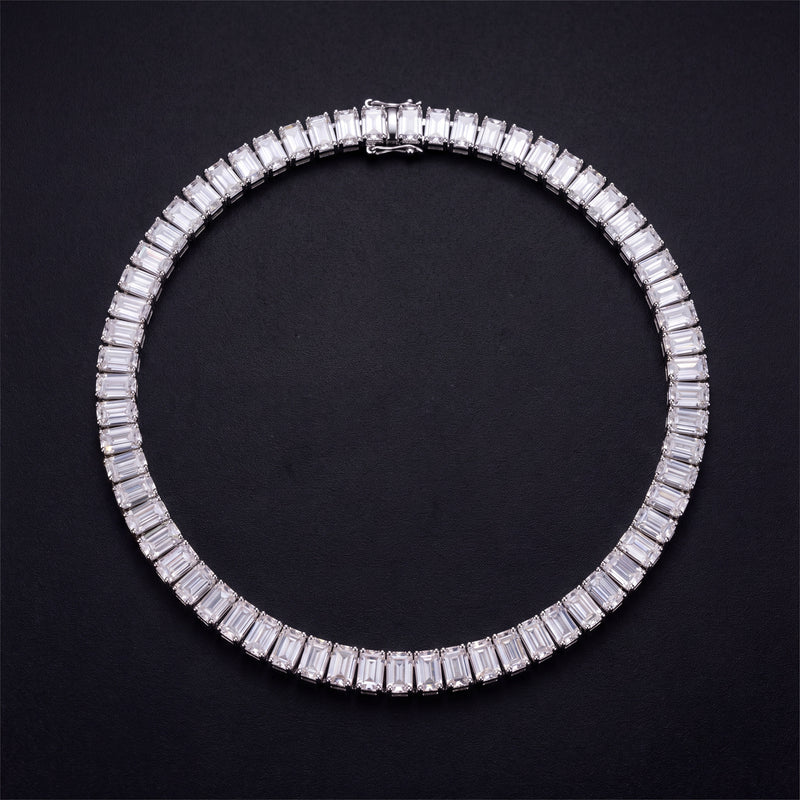 Chaîne Tennis Baguette diamant de laboratoire Homme - porté par un homme - Emir ICE