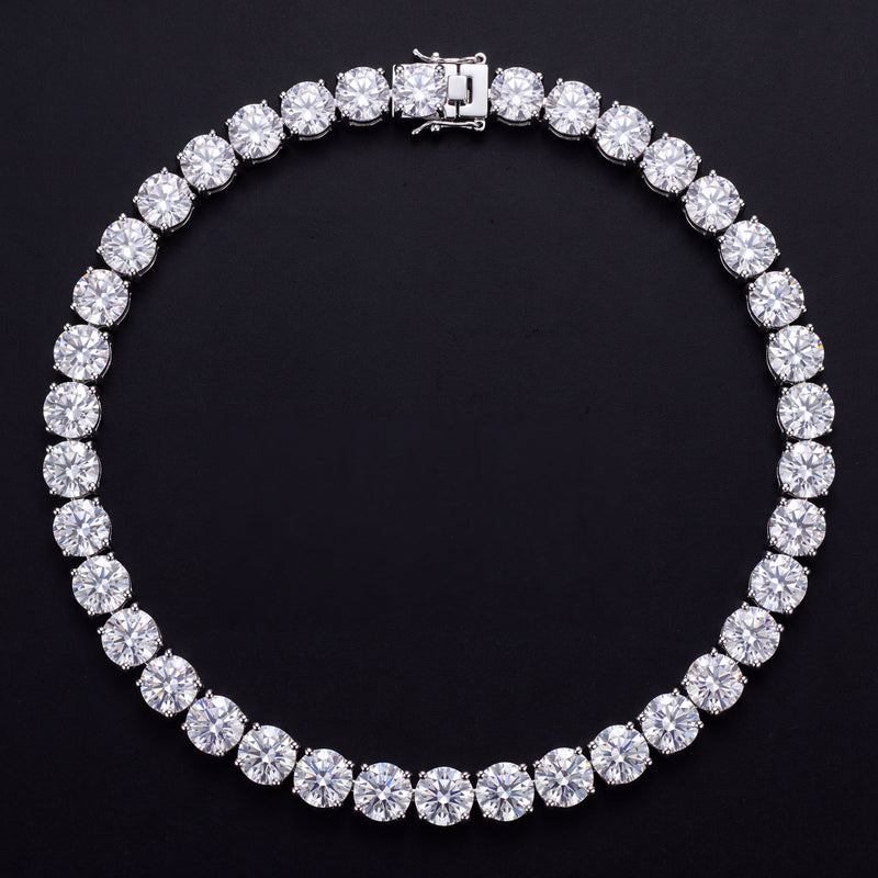 Chaîne Tennis Grosses Pierres 8 mm - 10 mm diamant de laboratoire Homme - porté par un homme - Emir ICE