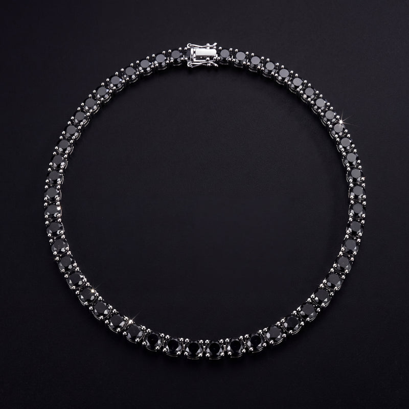 Chaîne Tennis Noire diamant naturel Femme - portée par une femme - Emir ICE