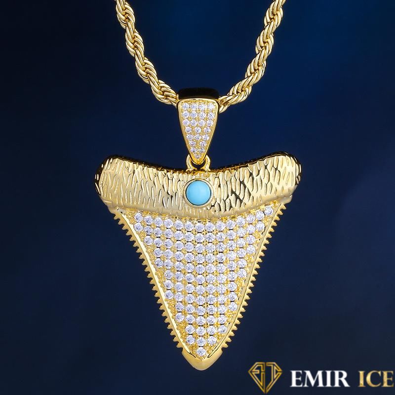 COLLIER PENDENTIF DENT DE REQUIN PLAQUE OR - Emirice.com