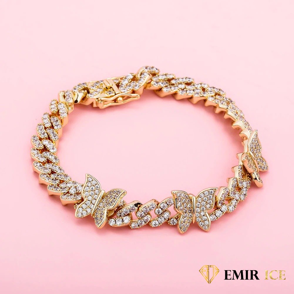 Pulsera de eslabones cubanos con mariposa para mujer en oro amarillo (9 mm)