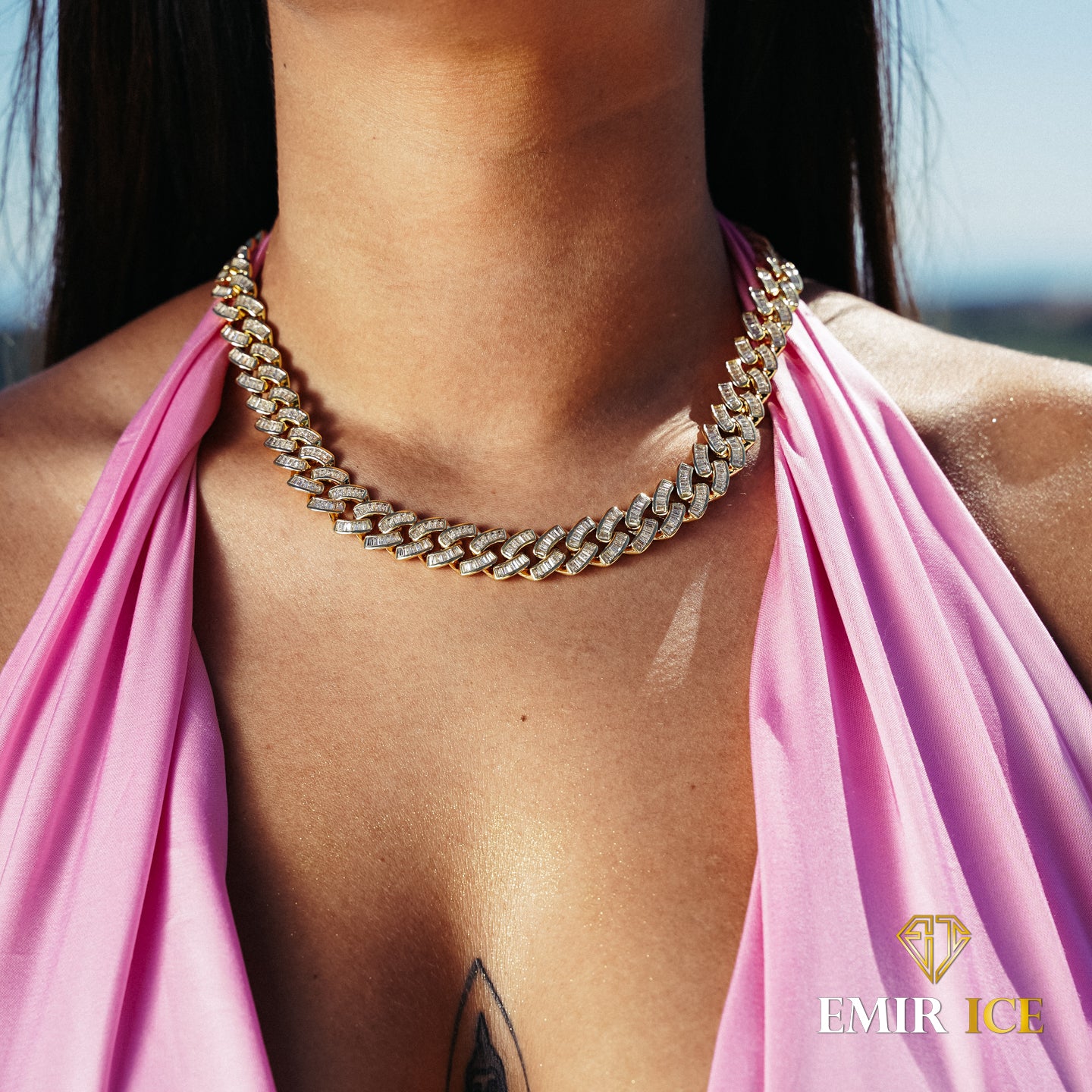 WOMEN'S YELLOW GOLD DIAMOND BAGUETTE CUBAN CHAIN ​​- 14MM