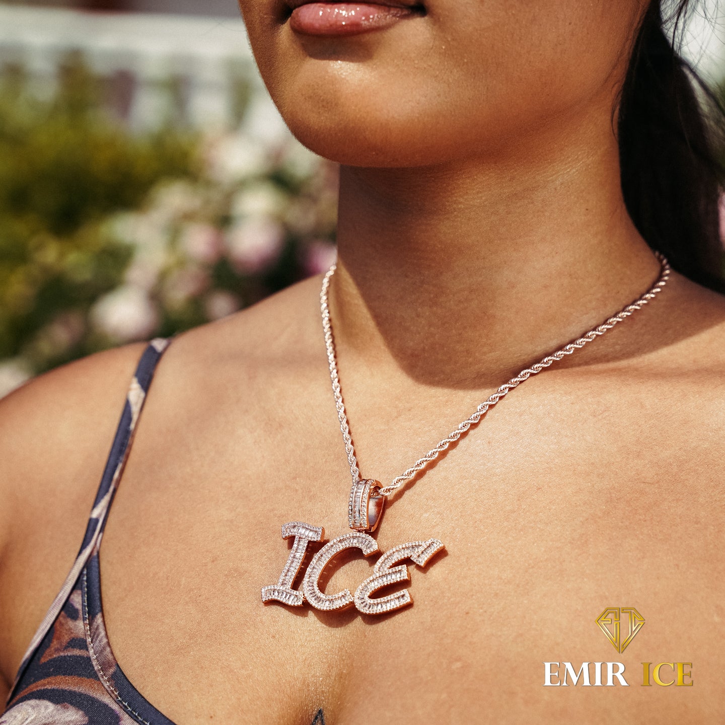 COLLIER PERSONNALISÉ LETTRE DIAMANT BAGUETTE FEMME OR ROSE