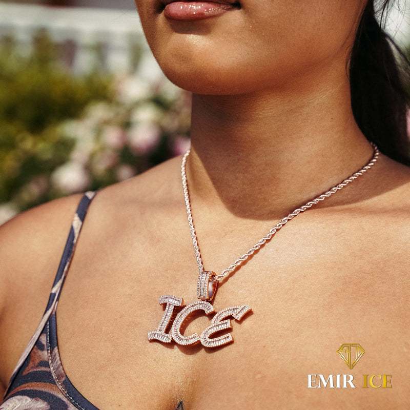 COLLIER PERSONNALISÉ LETTRE DIAMANT BAGUETTE FEMME OR ROSE Bijouterie Bijoux Diamant Emirice.com