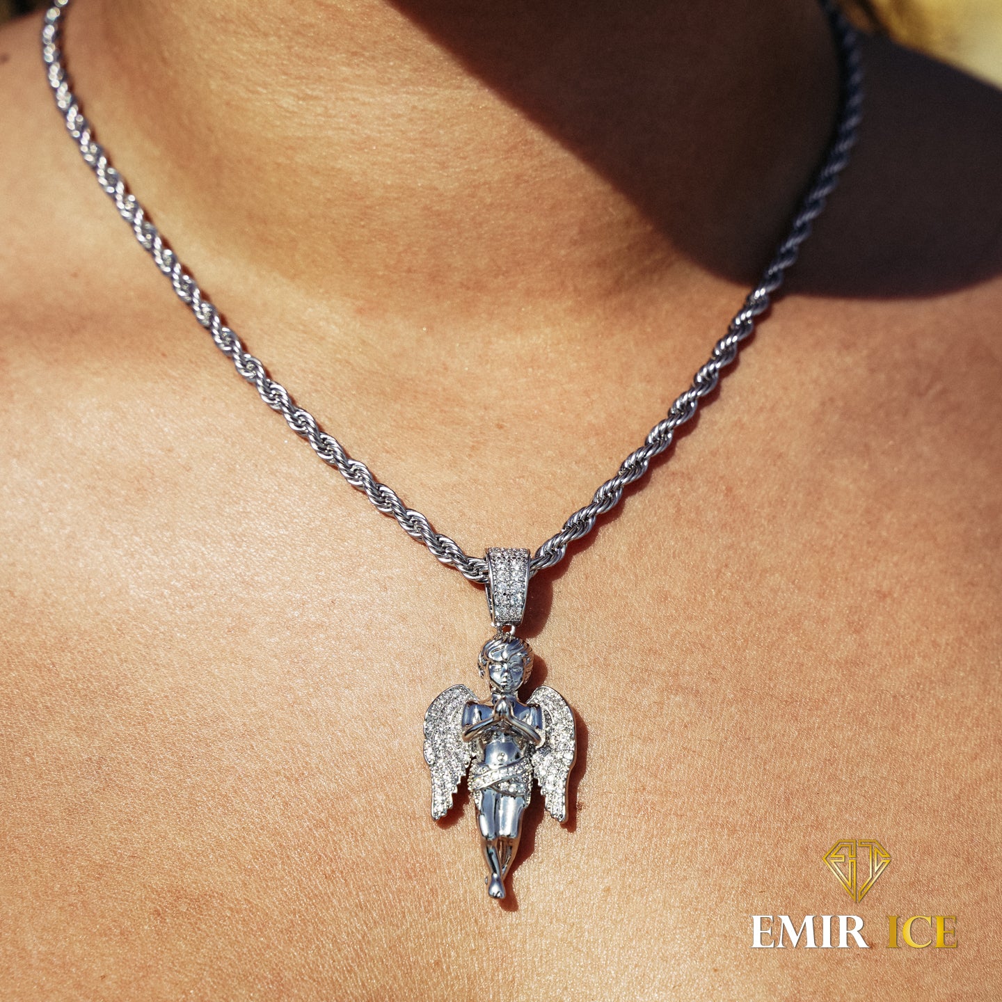 COLLAR DE ÁNGEL DE DIAMANTES PARA MUJER EN ORO BLANCO