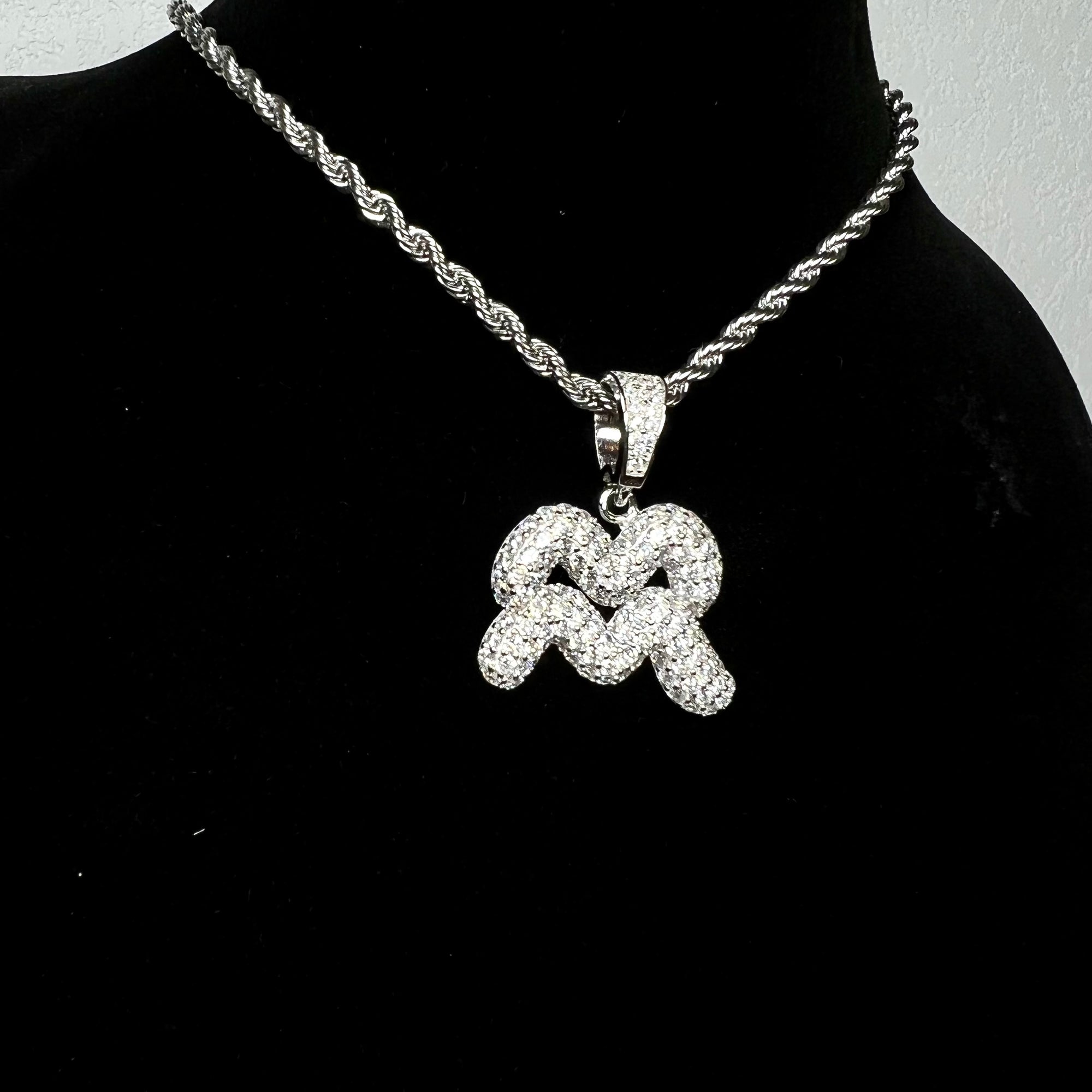 COLLIER SIGNE ASTROLOGIQUE VERSEAU